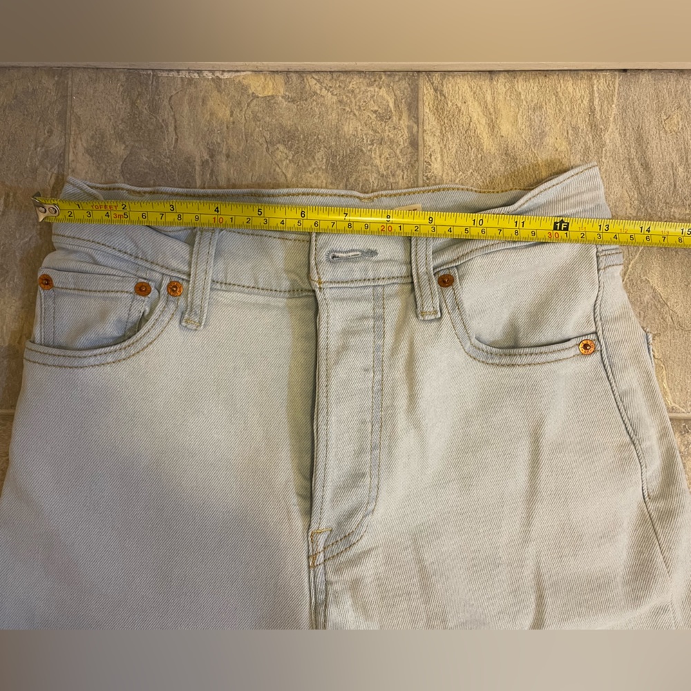 Levi’s Ribcage Straight Ankle - Picture 7 of 9